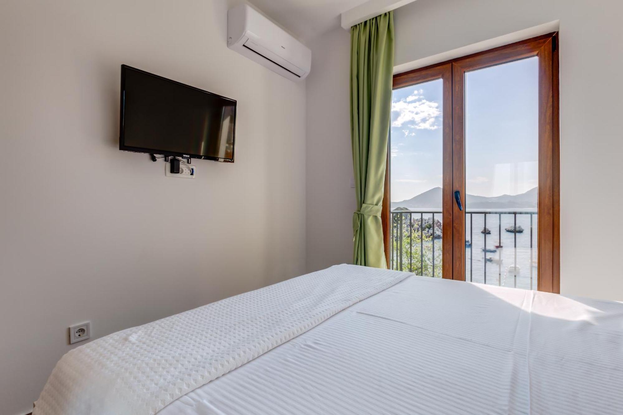 Mima Apartments Sveti Stefan Dış mekan fotoğraf
