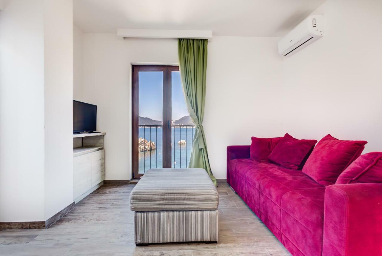 Mima Apartments Sveti Stefan Dış mekan fotoğraf