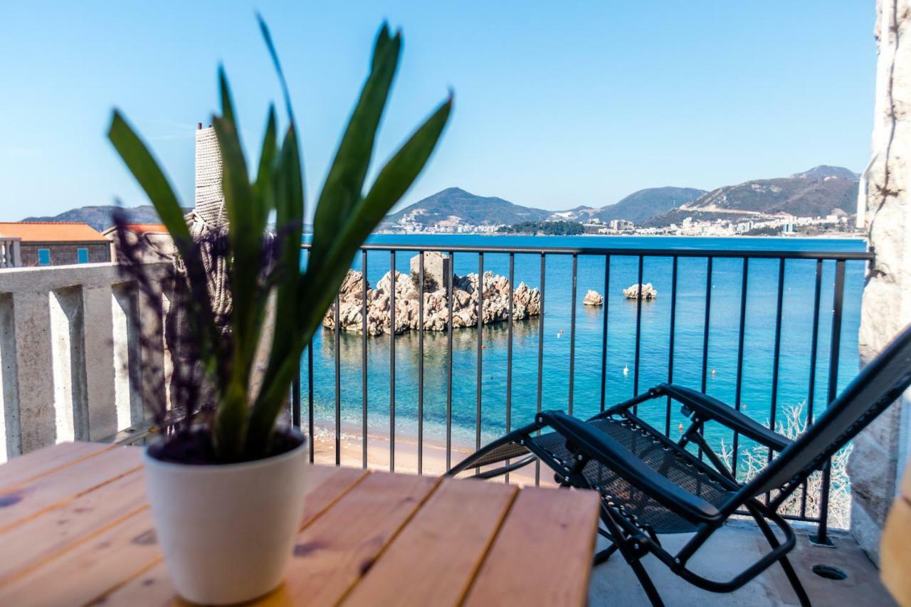 Mima Apartments Sveti Stefan Dış mekan fotoğraf